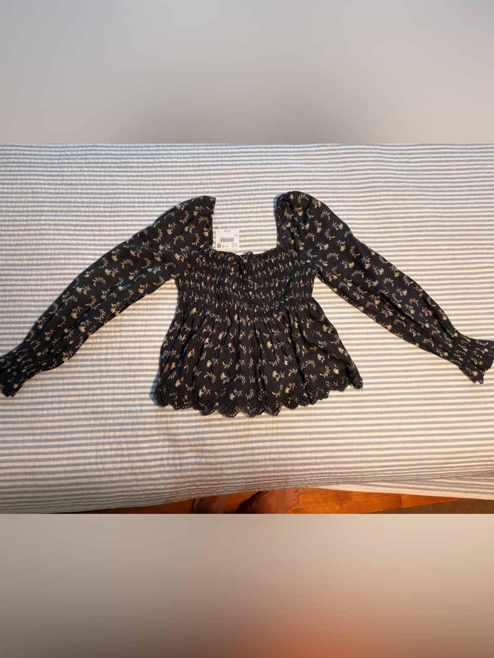 American Eagle Outfitters Black Floral Smocked Peplum Top